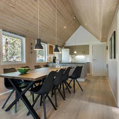 Hébergement de vacances 4 Bedroom Cozy In Vejers Strand
